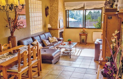 El Mas Mora House | Awesome home in Tordera