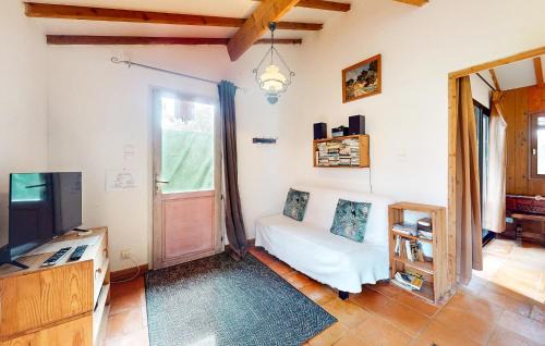 Sainte-Alvere House | Awesome Home In Val De Louyre Et Caude