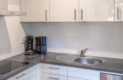 Vlagtwedde House | Awesome home in Vlagtwedde with sauna