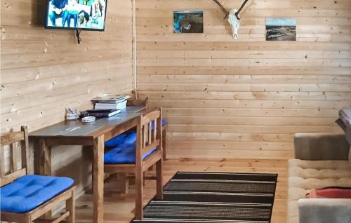 Bialogora House | Awesome Home In Wierzchucino With Wifi