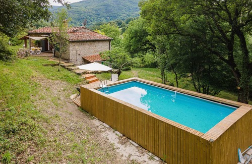 Castelnuovo di Val di Cecina House | Awesome home in Castelnuovo Val di Cec