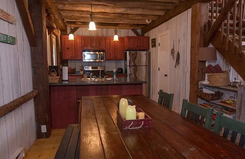 Mears Cottage | AWESOME LOCATION AND COTTAGE!