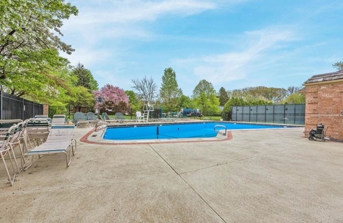 Lombard House | Awesome Location, House, spacious, luxury, clean, 4BR 2.5BA