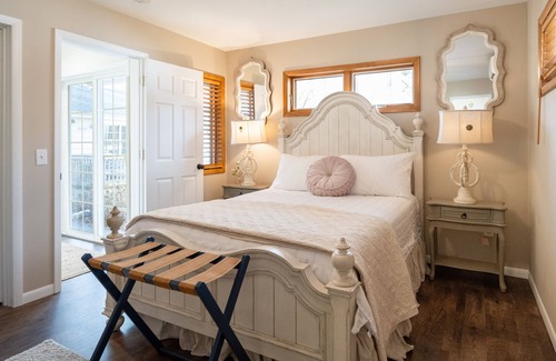 Norton Shores House | Awesome Location by Hoffmaster State Park /Lake Michigan