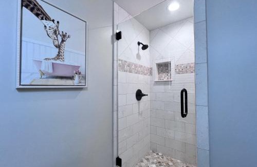 Hermosa Village House | Awesome Pool Home 1/4 Mile To Disney Tram on Magic Way