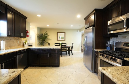 Hermosa Village House | Awesome Pool/Jac Home: 2 Ensuites, Walk 2 Disney