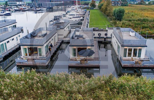 Municipality of Aalsmeer Boat Rental | Awesome Ship/boat in Aalsmeer With 2 Bedrooms and Wifi