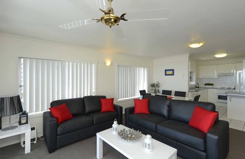 Shoal Bay Apartment | Awesome Shoal Bay views.and a pool!