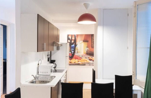 Centro Apartment | Awesome & Spacious Apartment Gran Vía | A037