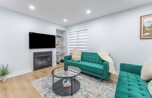 Halton Regional Municipality House | Awesome & Stylish 4BR House ~ Comfort ~ Milton