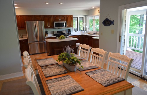 Bracey House | Awesome Views! Two Full-Kitchens And Relaxing Fire Pit Area!
