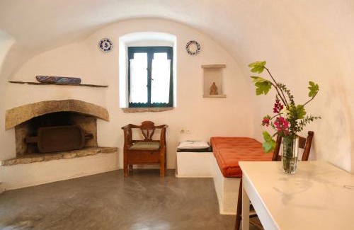 Aroniadika House | Axion Studios