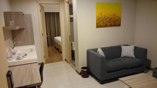 Kuningan Hotel | Ayaka Suites