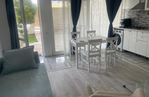 Eforie Nord Apartment | Ayan&Anto YSY Apartament