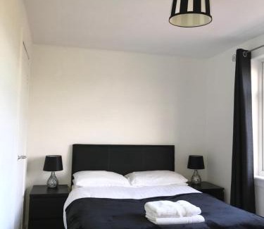 Kilmarnock House | Ayrshire cottage