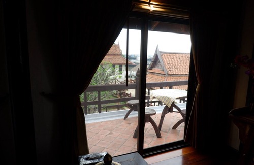 Bang Krasan Hotel | Ayutthaya Garden River Home