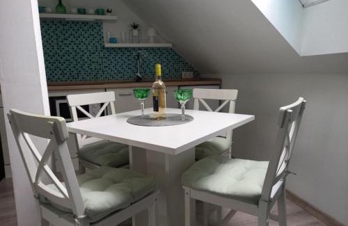 Heviz Apartment | Azúr apartman