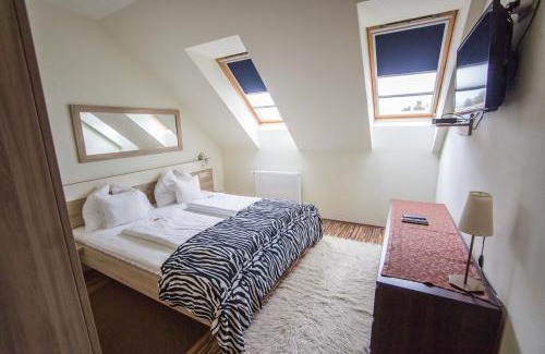 Sarvar Apartment | Azúr Ház Gyöngyvirág Apartman