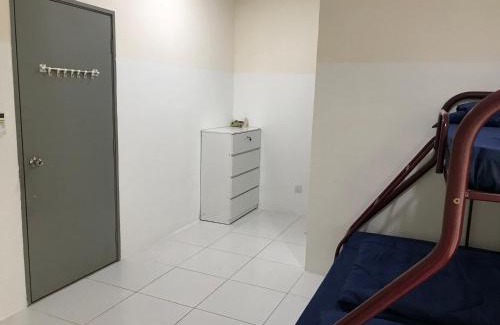 Ijok House | AZ HomeStay Bandar Puncak Alam