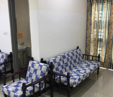 Ijok House | AZ HomeStay Bandar Puncak Alam