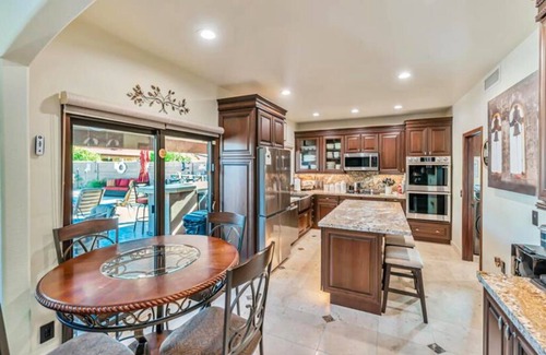 Adobe Hills House | AZ Luxury Vacation Home for 12 – Heated Pool, Hot Tub, Firepits & Game Zones