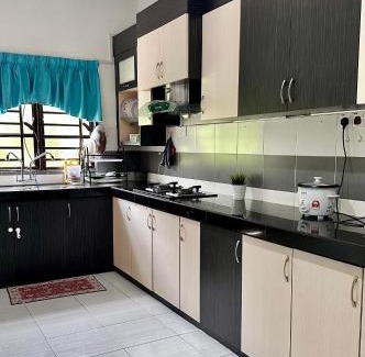 Bukit Gong House | AZ Melaka Homestay, Islamic Homestay