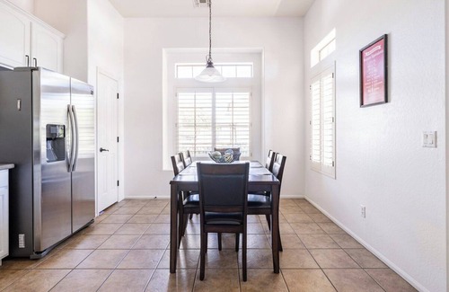 Rancho Gabriela House | AZ Sun Palm Retreat w/optional Private Heated Pool