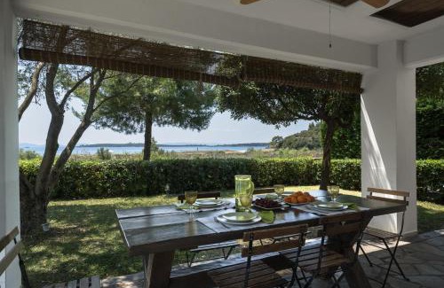 Sithonia Villa | Aza Beachfront Villa by Luxlikehome