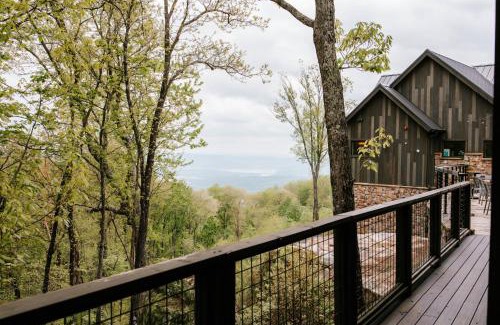 Jasper House | Azalea & Blackberry Cabins