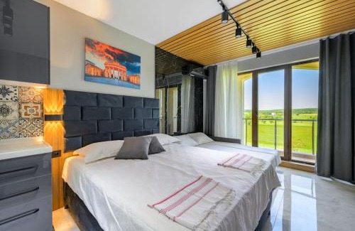 Shkorpilovtsi Apartment | Azur Garden 64