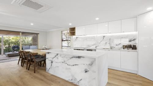 Korora House | Azure - Luxe, Pool Beachfront