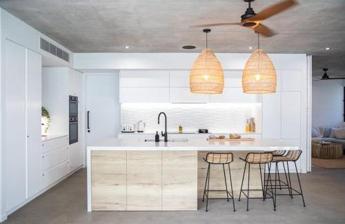 Port Douglas House | Azure Port Douglas - Luxurious & Modern