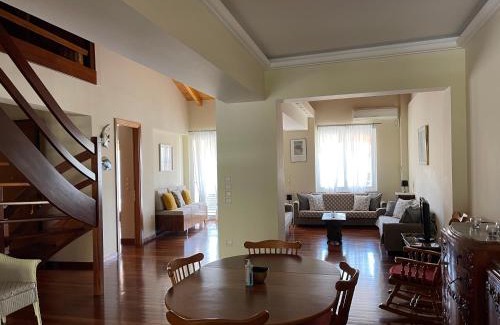 Loutraki Apartment | Azure Retreat