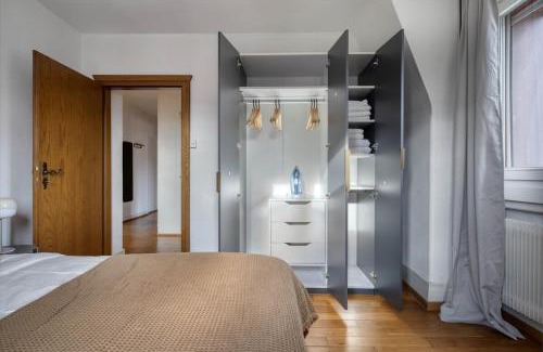 Wipkingen Apartment | Azure Suite