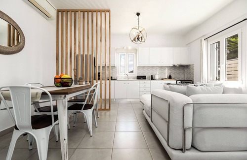 Paros Villa | Azzurro Bianco Suites