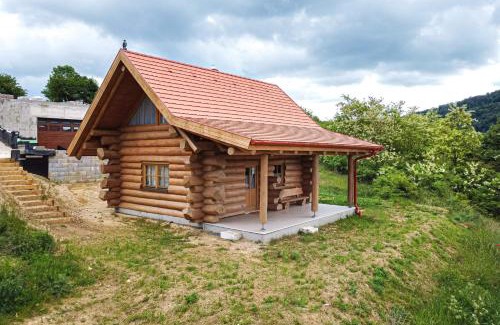 Band Ski Chalet | Bándi Kuckó