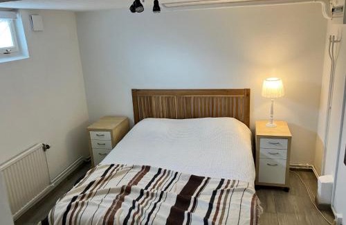 Falkenberg Apartment | Bästa läget på Skrea Strand - nära till centrum