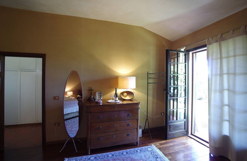 Carbonia Bed & Breakfast | B&B A Casa di Angela