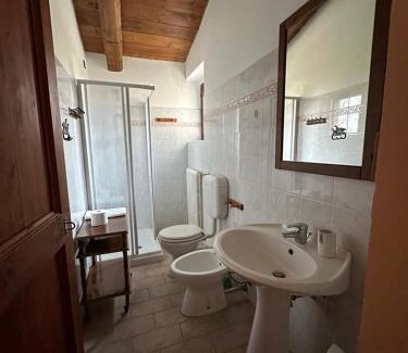 Canavaccio House | B&B Agriturismo Montepolo