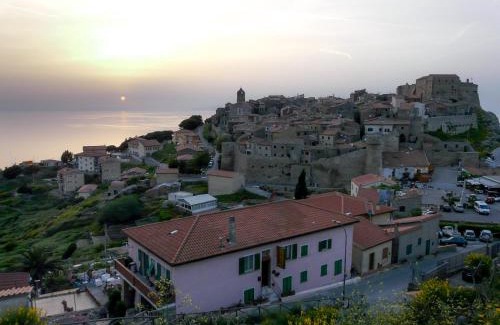 Giglio Castello Bed & Breakfast | B&B Airone