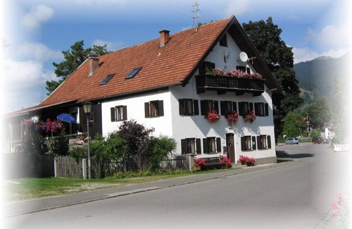 Unterammergau Apartment | B&B Apartment 2-4 pers. + double room n2-3pers.+Kingscard