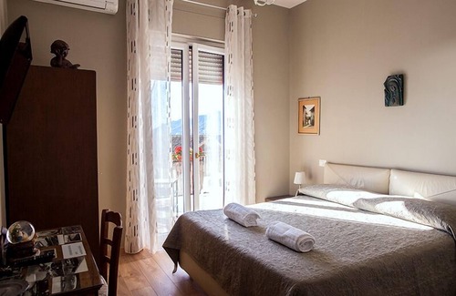 Historical Downtown Salerno Bed & Breakfast | B&b Armonia