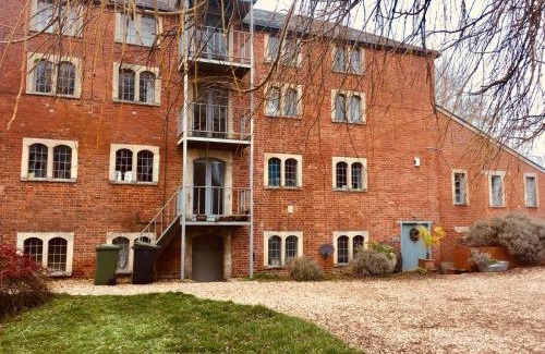 Worton Bed & Breakfast | B&B at The Old Mill