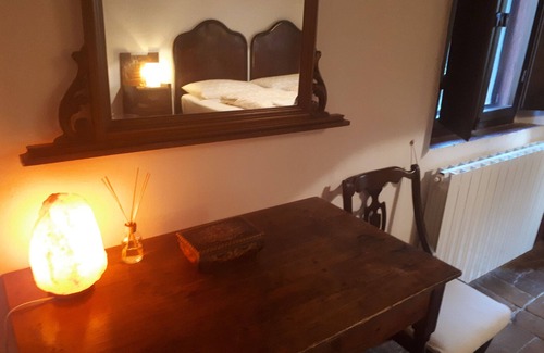 Lorenzana Bed & Breakfast | B&B Casa Divina - PISA -TOSCANY - NATURE YOGA Plant based - GENTLE ROOM