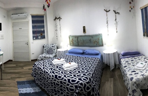 Crotone Bed & Breakfast | B&B Castello - room with private bathroom