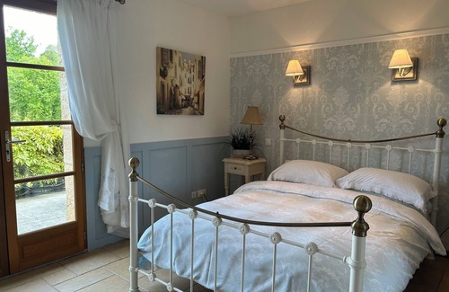 Domme Bed & Breakfast | B&B/Chambre d'hote in a tranquil location near Domme.