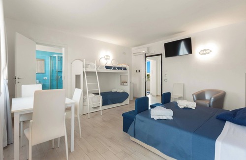 La Strea House | B&B Dreams and Delights - Familiare Sea Sight