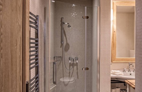 Ljubljana Bed & Breakfast | B&B Dvor Tacen