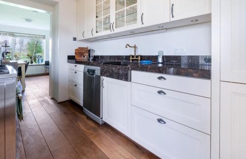 Suwald House | B&B farm GRUTSK in Suwald with private harbour, cleaning included