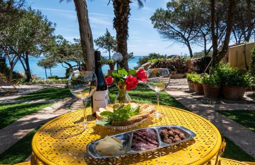 Sas Linnas Siccas Bed & Breakfast | B&b Giglio di Mare